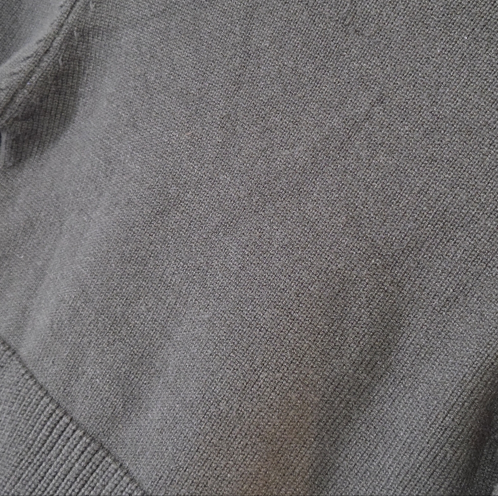 Zara Olive Green Long Sleeve Crop Top Knit Vneck Sweater Sz Small Earthy Neutral - Picture 7 of 12